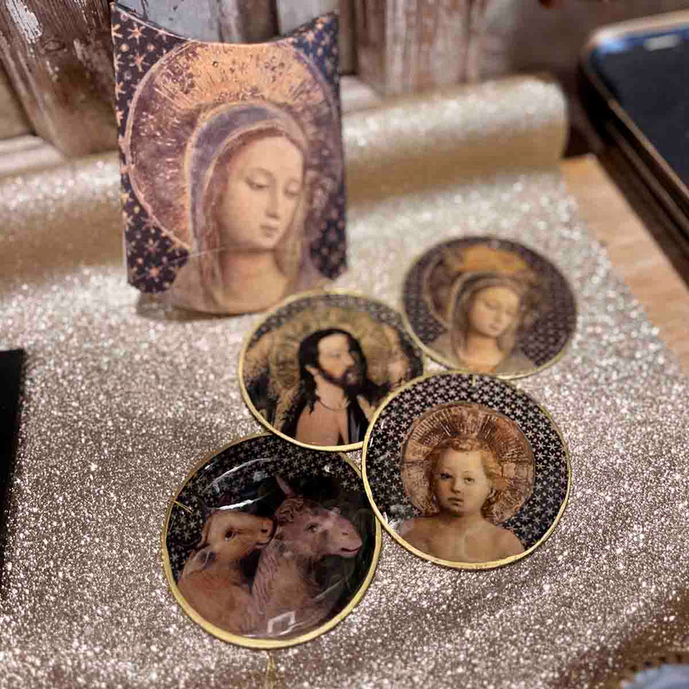 LOT 4 MÉDAILLONS - LA CRÈCHE