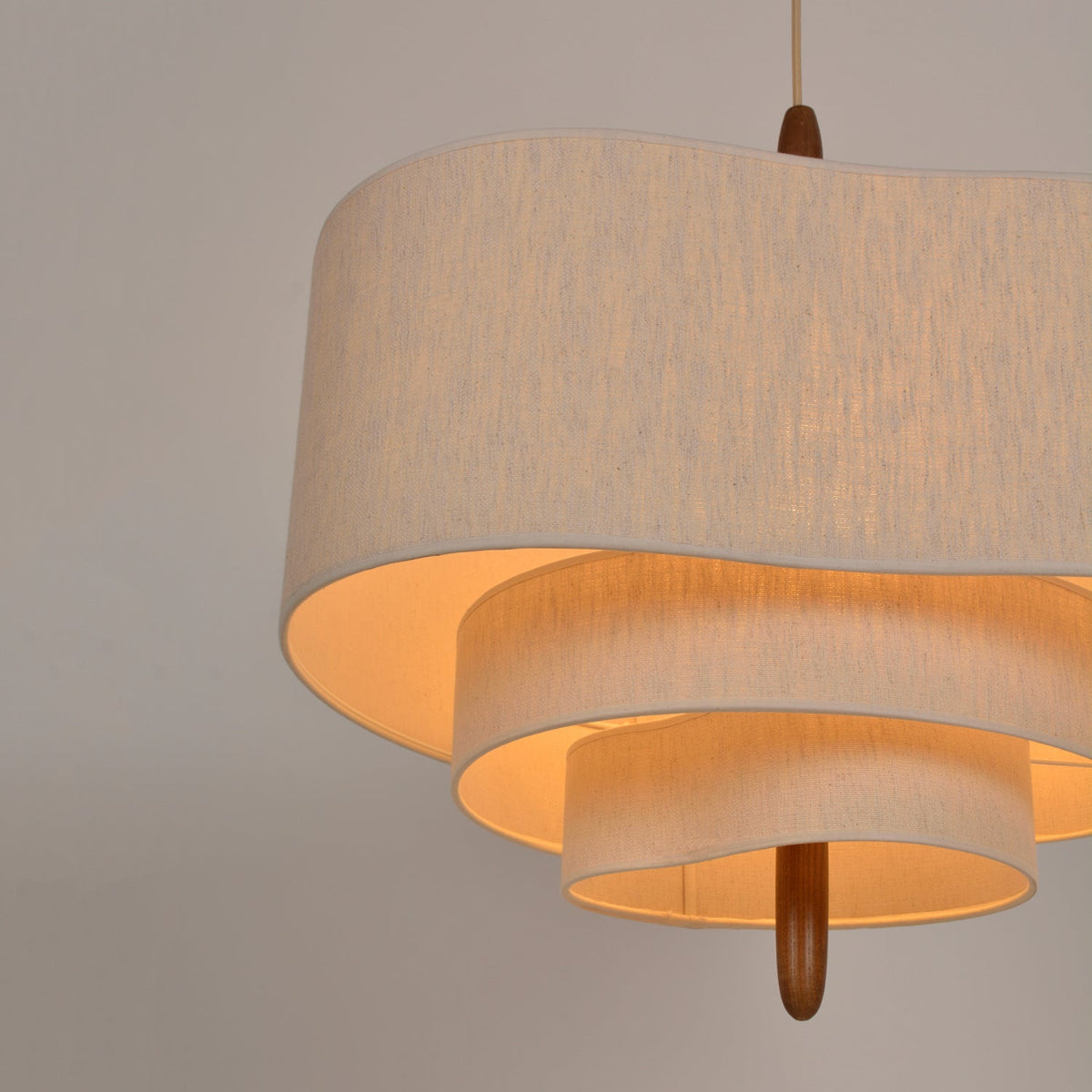 SUSPENSION PEBBLE
