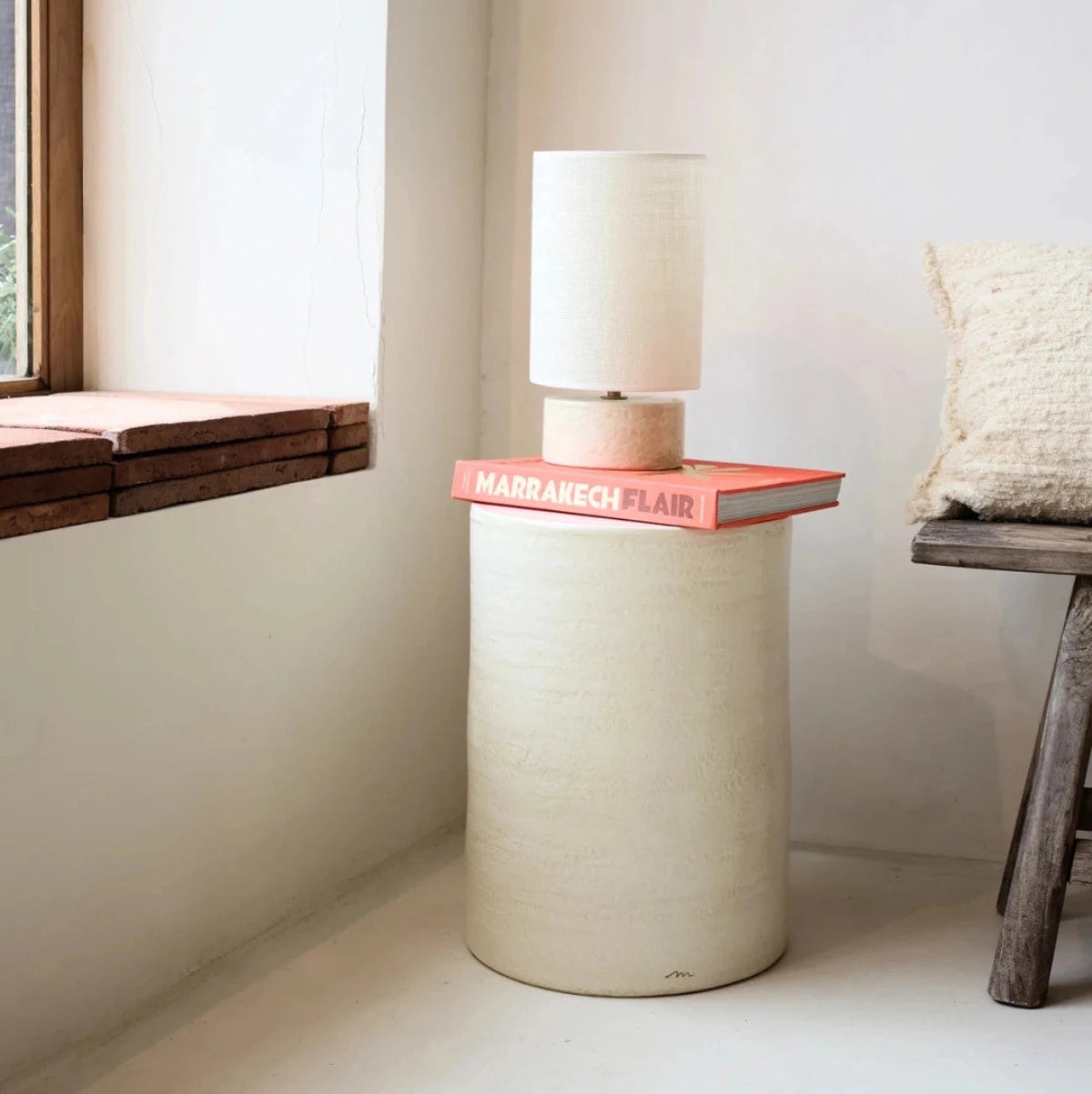 TABLES D'APPOINT ROUCAS - CALCAIRE