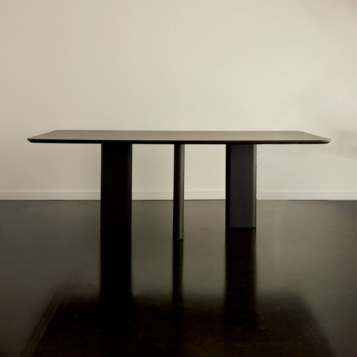 TABLE RECTANGULAIRE JOE - BOIS VERNIS