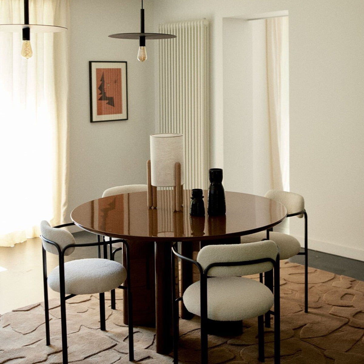 TABLE RONDE JOE - BOIS LAQUÉ