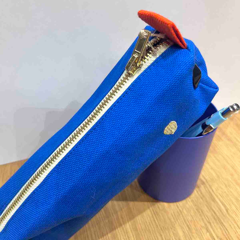 
                      
                        TROUSSE DE BUREAU IONA BLEU MECANO
                      
                    
