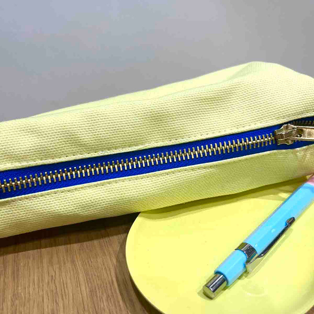 
                      
                        TROUSSE DE BUREAU IONA SUNSHINE
                      
                    