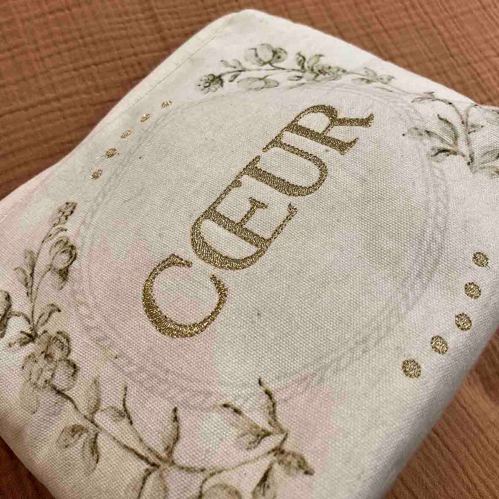 
                      
                        TROUSSE COEUR
                      
                    