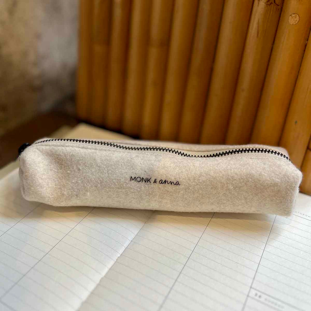 TROUSSE DE BUREAU FEUTRE