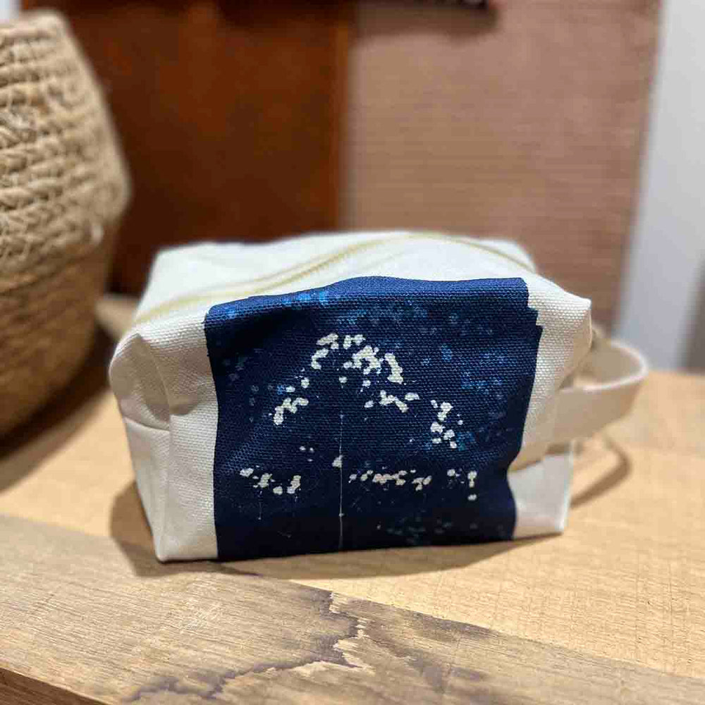 TROUSSE CUBE CYANO