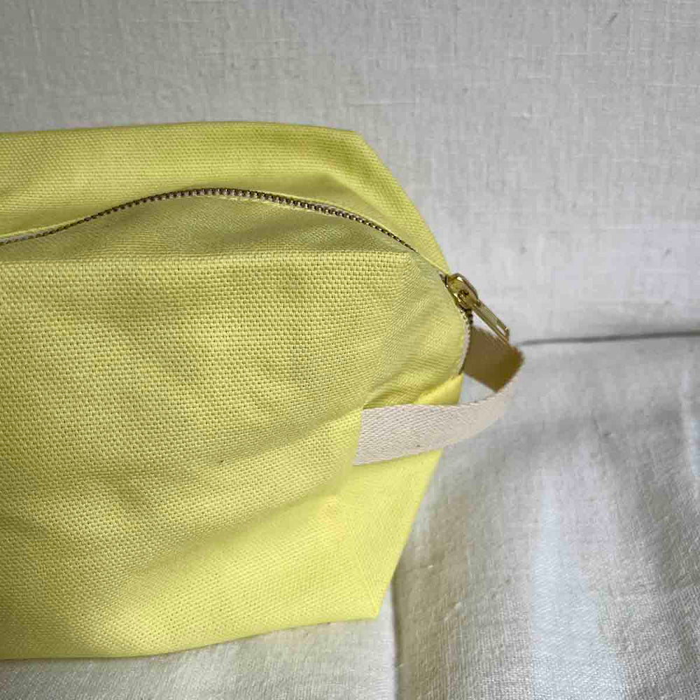 
                      
                        TROUSSE SUNSHINE
                      
                    