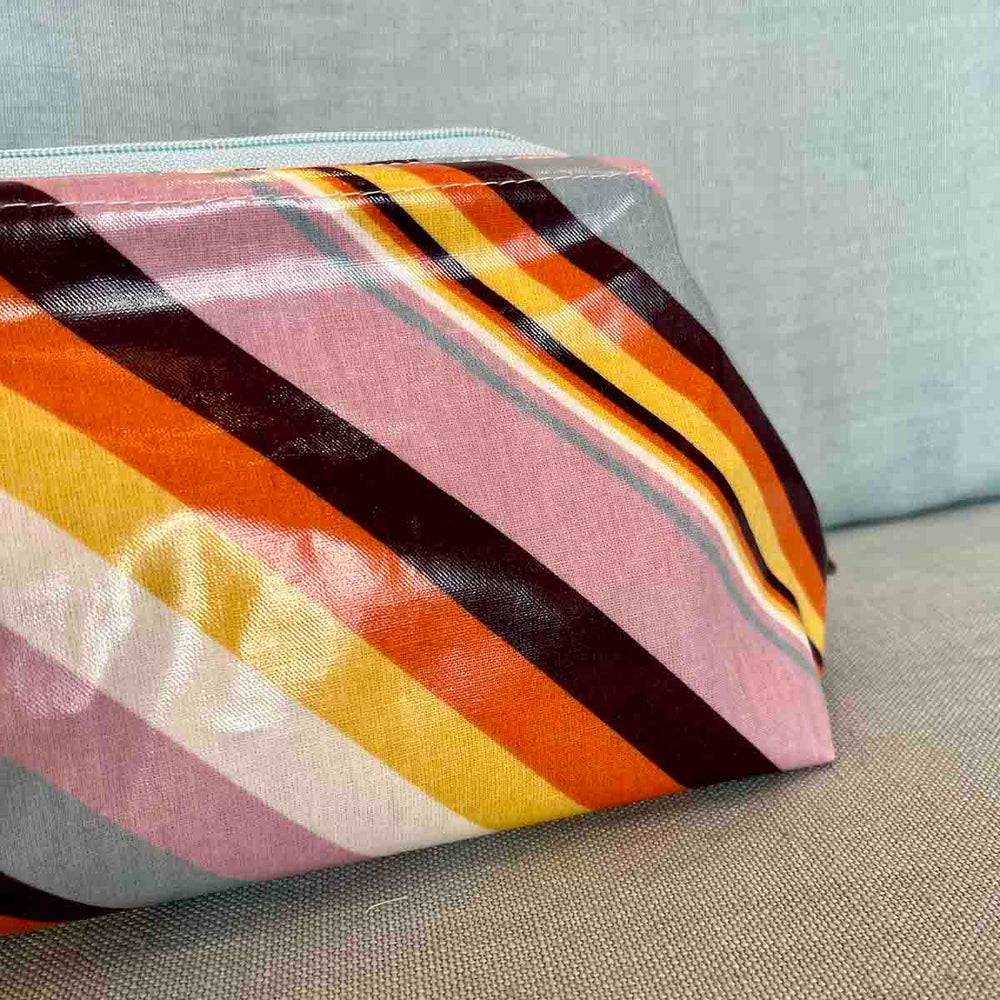 
                      
                        TROUSSE ENDUITE - MULTICOLORE
                      
                    