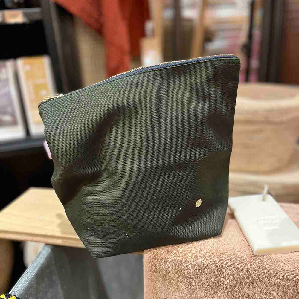 TROUSSE IONA KALE