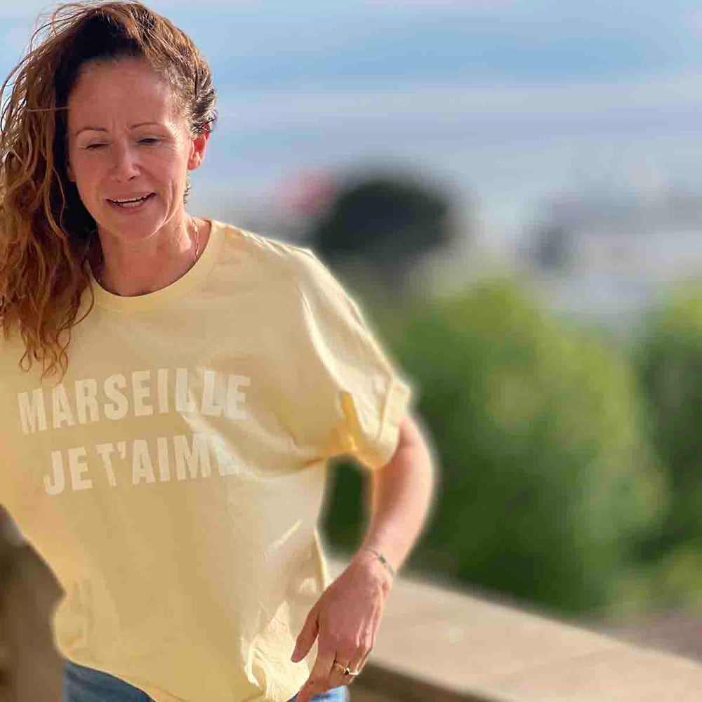 
                      
                        T-SHIRT MARSEILLE JE T'AIME - JAUNE
                      
                    