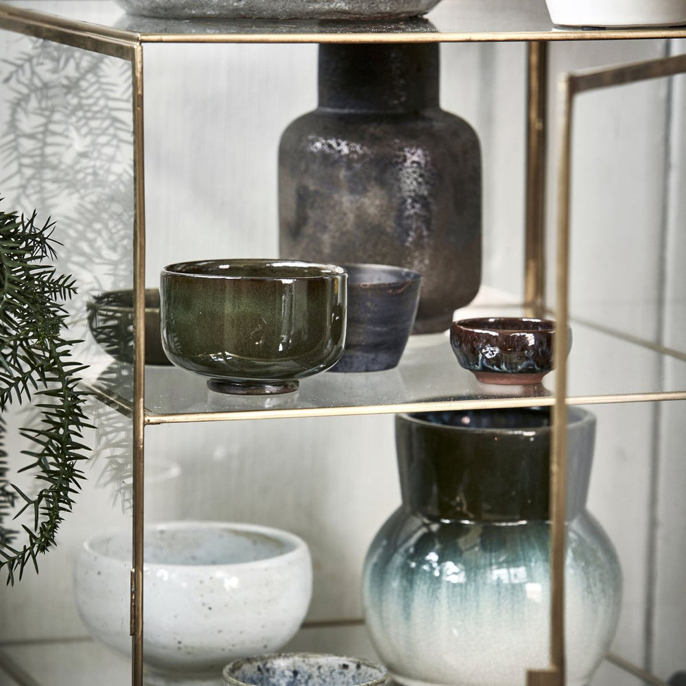 
                      
                        VITRINE LAITON
                      
                    